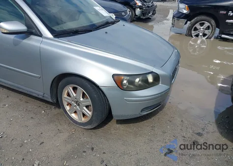 2006 Volvo V50 2.4I from USA, damaged, VIN YV1MW382X62201399
